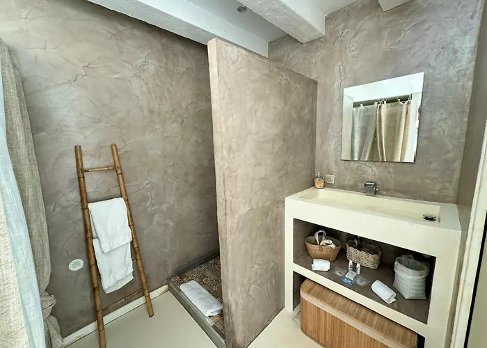 Lou Cabanou Apartment *